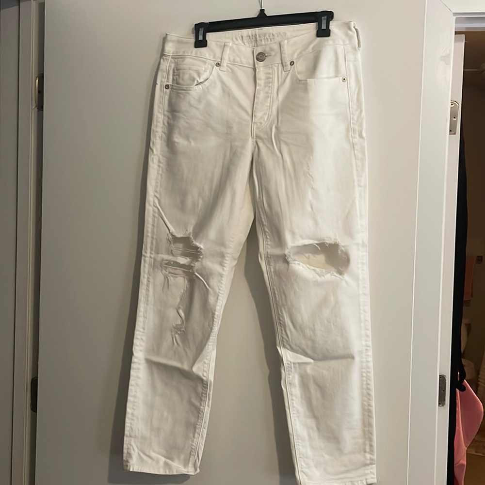 American Eagle Tomgirl white Denim Jeans